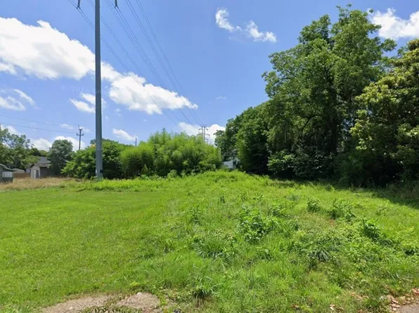 62 Byrnes St, Liberty, SC 29657