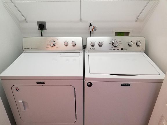 3rd image of 1289 Tully Dr