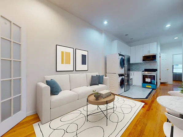 1415 Second Avenue image 1 of 12