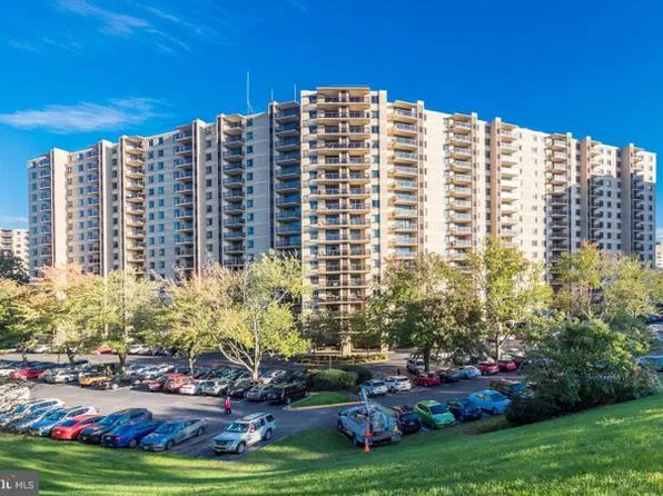 205 Yoakum Pkwy Unit 1114, Alexandria, VA 22304