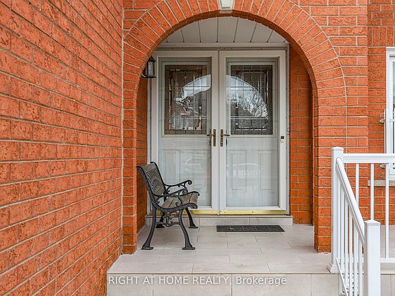 2nd image of 260 Avro Rd