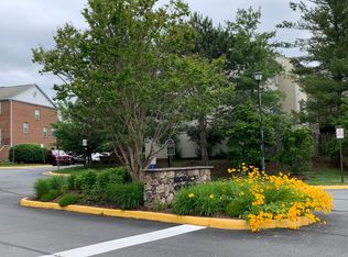 13111 Kidwell Field Rd, Herndon, VA 20171