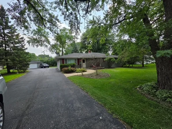 2810 Wilshire Blvd, Joliet, IL 60435