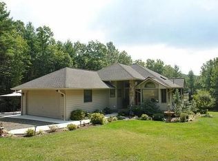 938 Hummingbird Ln SE, Copper Hill, VA 24079