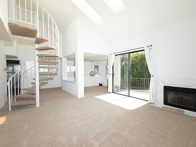 4450 Antigua Way — Photo 13