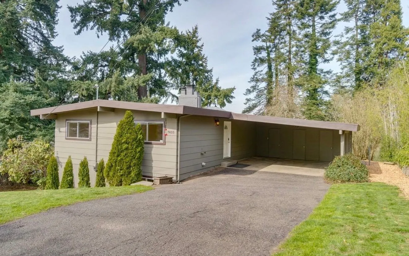 2 bed, 1000 sqft, $1,750 — Photo 1