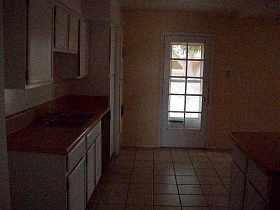 4th image of 11131 Ebb Tide Dr
