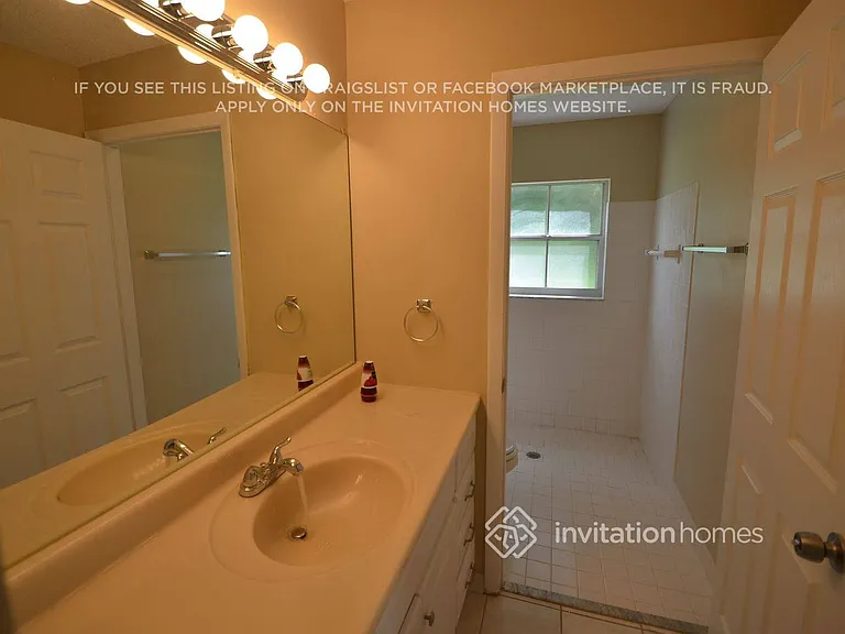 20710 NW 1st St — Photo 4