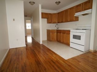 52A Vernon Ave APT 3, Brooklyn, NY 11206