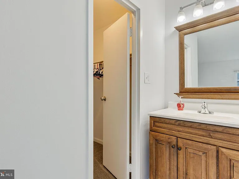 350 Gatewater Ct #A — Photo 24