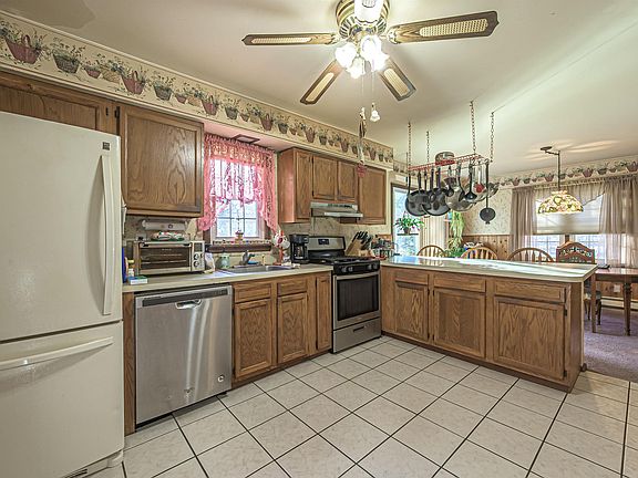 5th image of 4546 Ocean Heights Ave