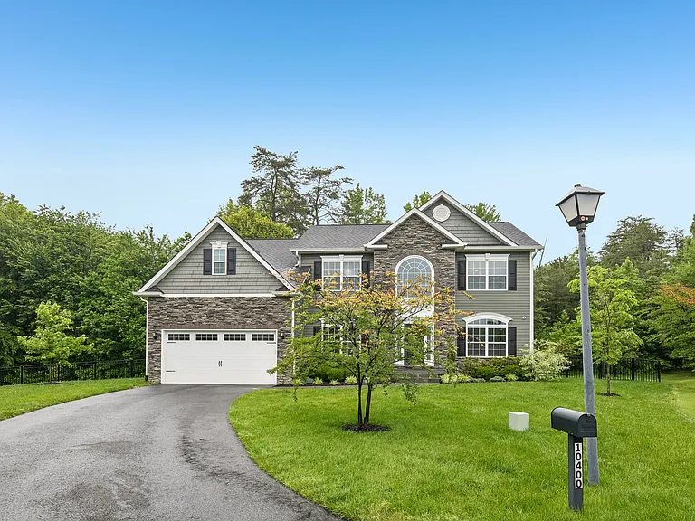10400 Del Ray Ct — Photo 1
