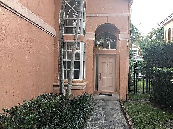 2nd image of 2081 Chagall Cir