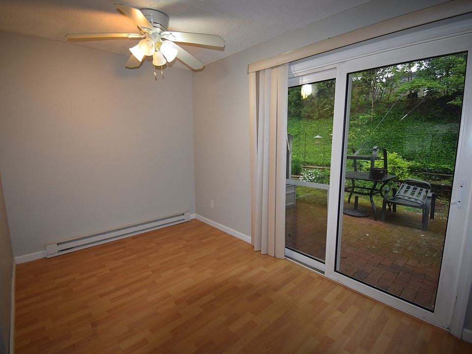 Woodbury Village Condominiums 74 Washington Rd Woodbury CT Zillow