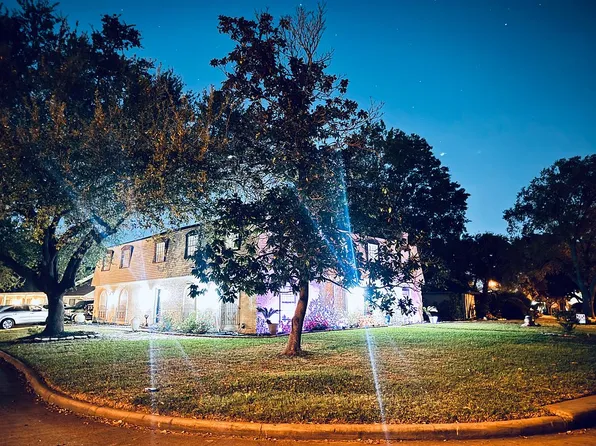 9203 Mauna Loa Ln, Houston, TX 77040