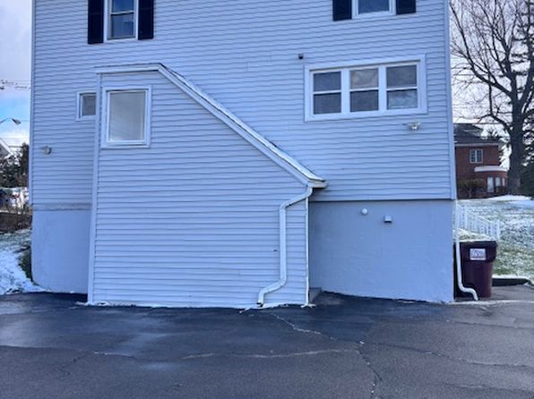 148 Old Loudon Rd FLOOR 2