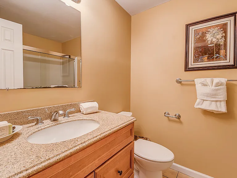 260 Robert Dr — Photo 12