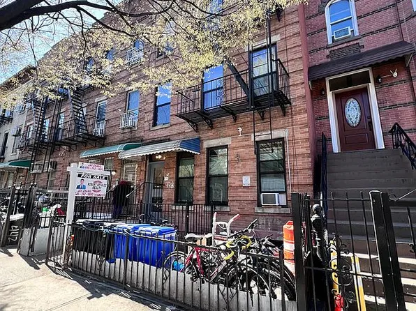 438 60th St APT 1, Brooklyn, NY 11220