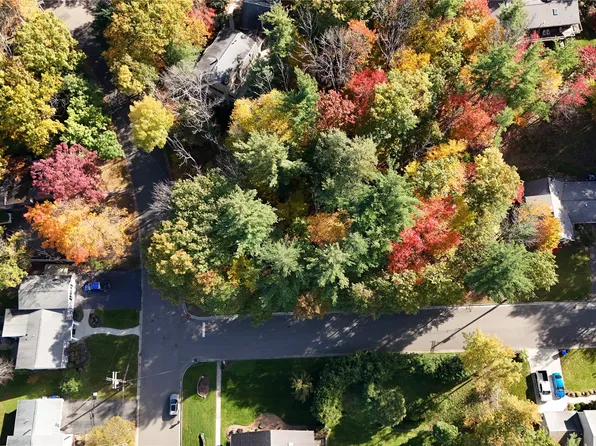 3253 Dogwood Dr, Binghamton, NY 13903