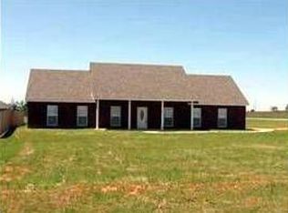 10733 NE Wolf Rd, Fletcher, OK 73541