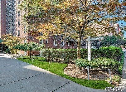1st image of 13810 Franklin Ave APT 5M