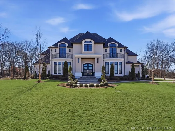 17930 E Falcon Pass, Owasso, OK 74055