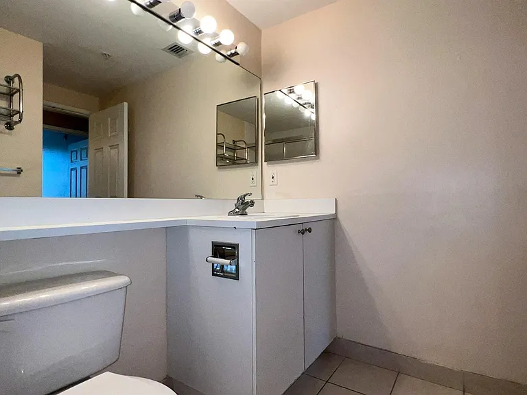7950 N Nob Hill Rd #203 — Photo 16