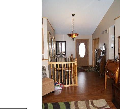 4th image of 729 Shannon Ln