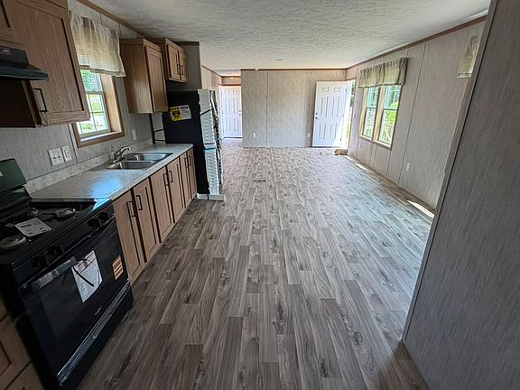 2nd image of 285 Brian Ln
