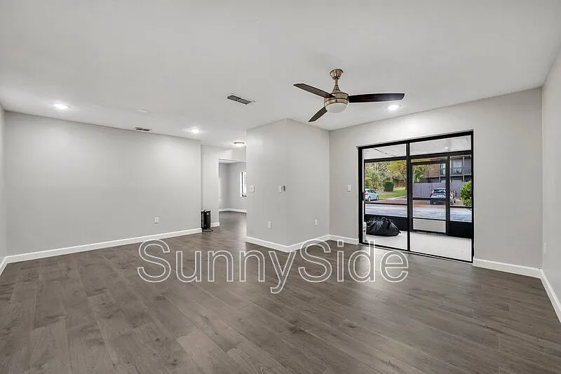 3 bed, 3.0 bath, 1424 sqft, $2,150 — Photo 4