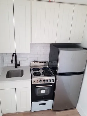 Rented by Bruma Realty LLC | media 16