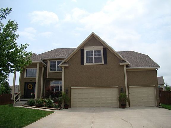 2nd image of 3033 S Mark Twain Ct