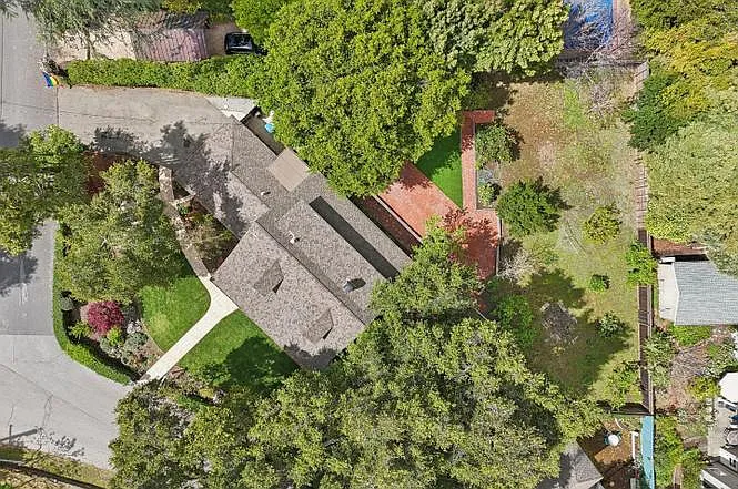 1040 Creek Dr — Photo 8