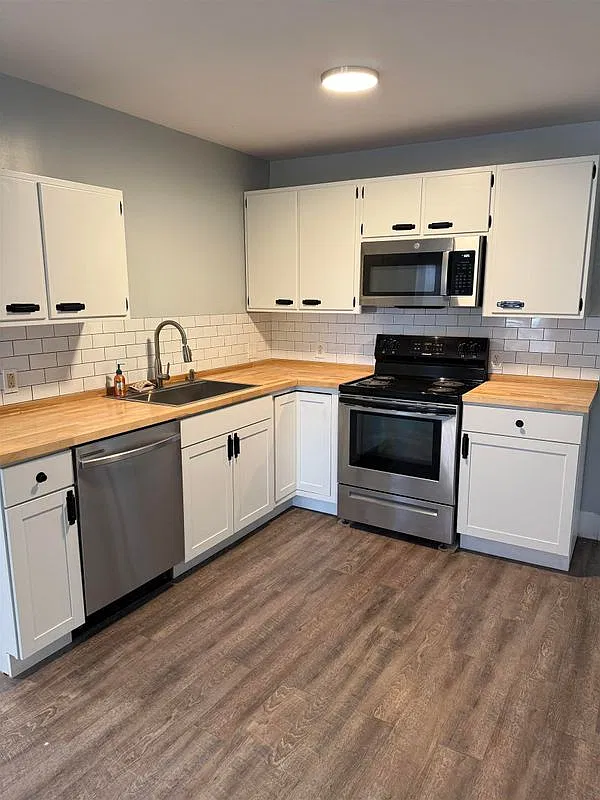 2 bed, 1.0 bath, 900 sqft, $2,550 — Photo 4