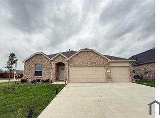 1122 Ipkiss Ave, Little Elm, TX 75068