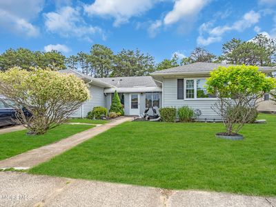 42 Pulaski Boulevard, Toms River, NJ, 08757