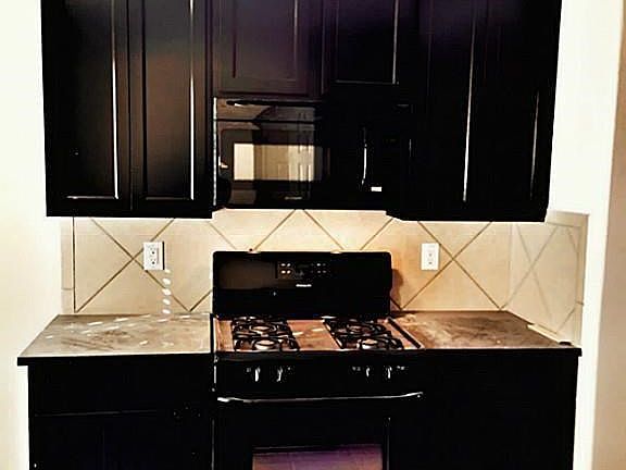 another view of kitchen gas stove