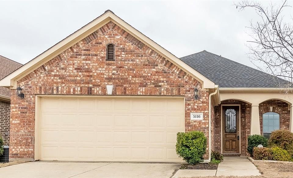 1st image of 5116 Boardwalk Dr