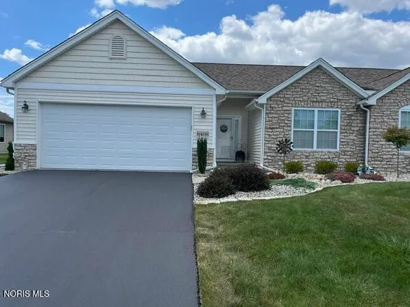 8408 Birchwood Ln, Northwood, OH 43619