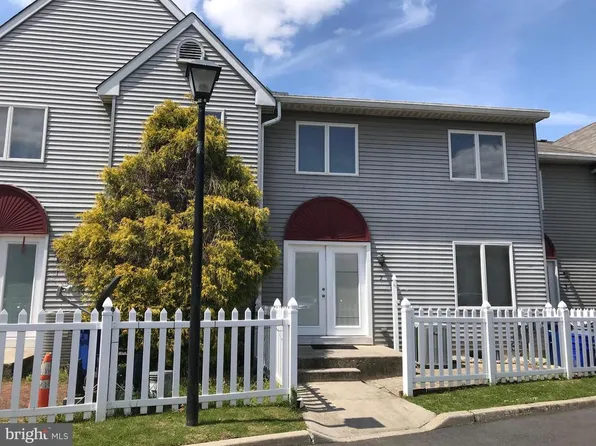 2 Wyndham Pl #700, Florence, NJ 08518