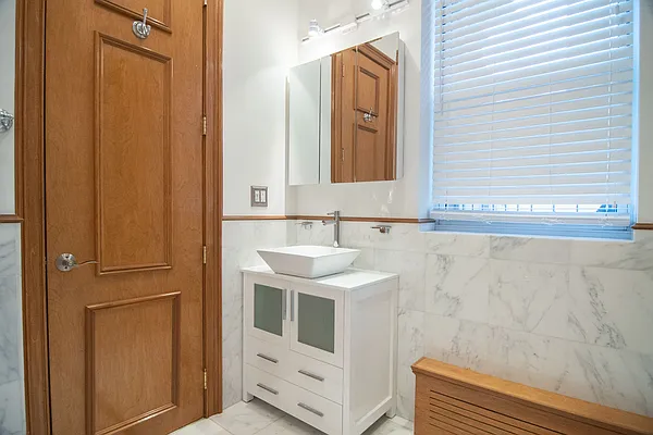 Rented by WAM Partners - William Moses Co. | media 43