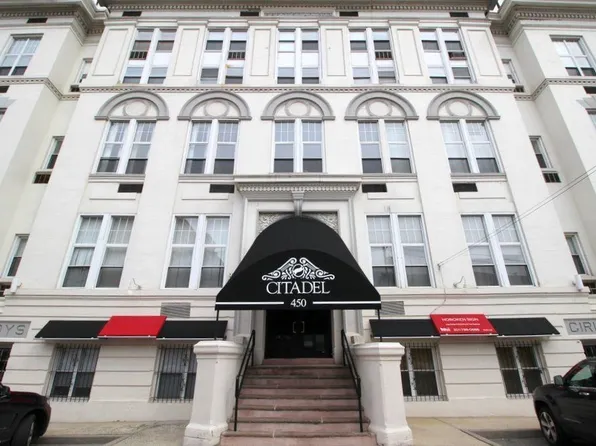 450 7th Street image 1 of 1