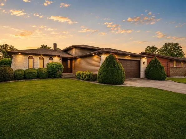 1225 Willow Ln, Schererville, IN 46375