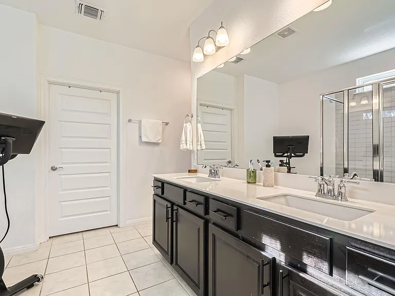 134 Thistle Trl — Photo 8