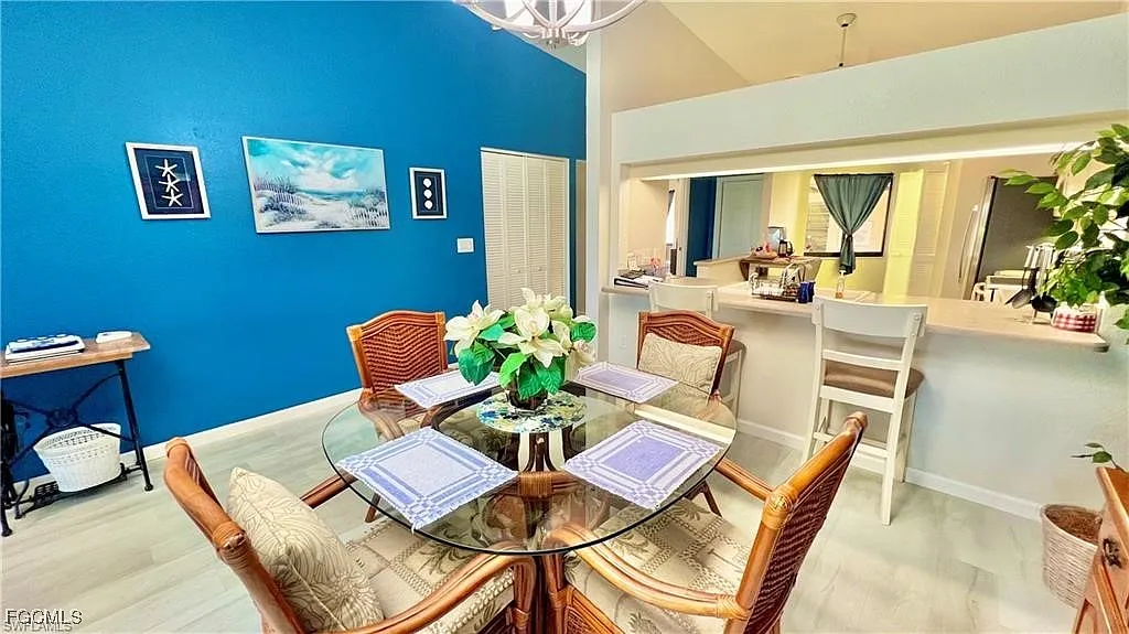 2 bed, 2.0 bath, 1572 sqft, $3,500 — Photo 4