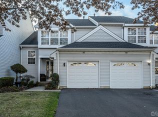 56 Vandeventer Ct, Sayreville, NJ 08872