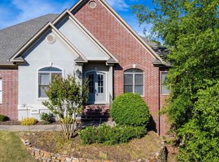 115 Noyant Dr, Little Rock, AR 72223