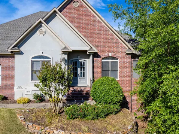 115 Noyant Dr, Little Rock, AR 72223