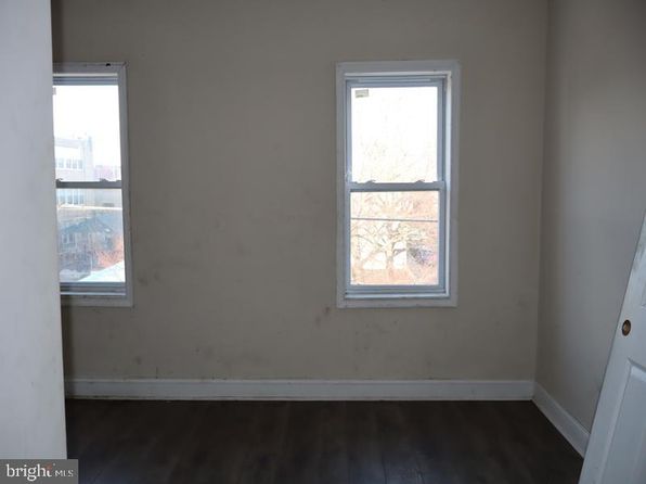 philadelphia-pennsylvania-80946409 picture