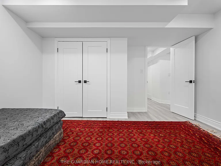 44 Williamson Dr W — Photo 19